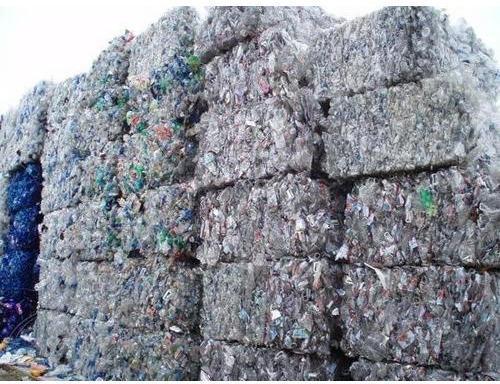 Crushed Pet Bottle Scrap, for Recycling, Plastic Type : 100% Polyester