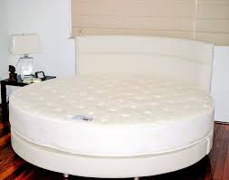 Cotton Round Double Bed Mattress, for Home Use, Hotel Use, Pattern : Plain, Printed