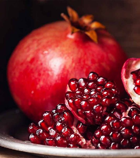 Organic Fresh Sweet Pomegranate, for Making Juice, Packaging Size : 20-25kg, etc