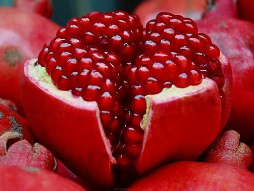 Organic Natural Sweet Pomegranate, Shelf Life : 0-3days