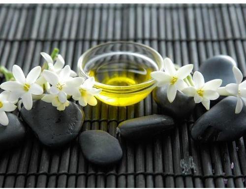 Tuberose Absolute Oil, Packaging Size : 500 ml