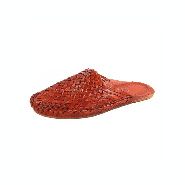 Red handcrafted kolhapuri shoes for Women | Vhaan-thephaco.com.vn