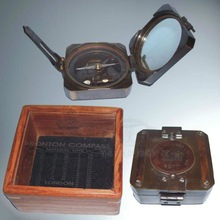 ANTIQUE BRASS SURVEYING BRUNTON COMPASS