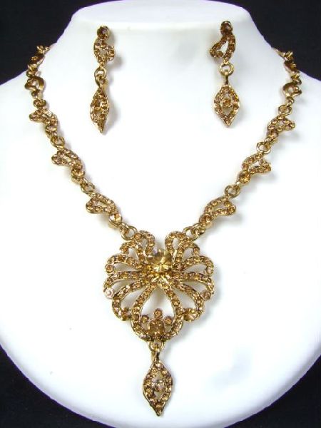 fancy lct necklace set