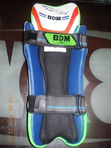 BDM Jaguar Wicket Keeping Pad, for Sports Wear, Size : L