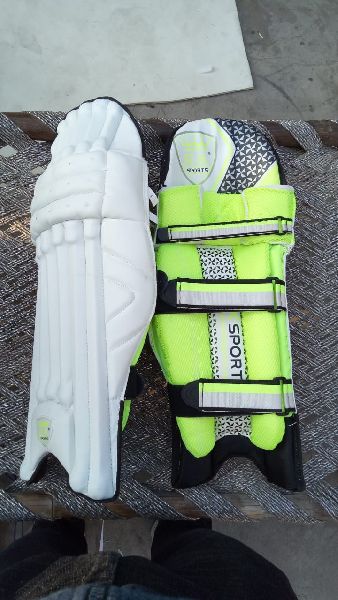 Cricket batting  pads etc