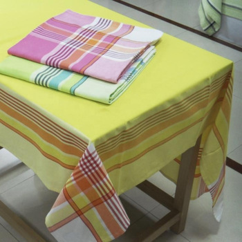 Catching Design Cotton Table Cover