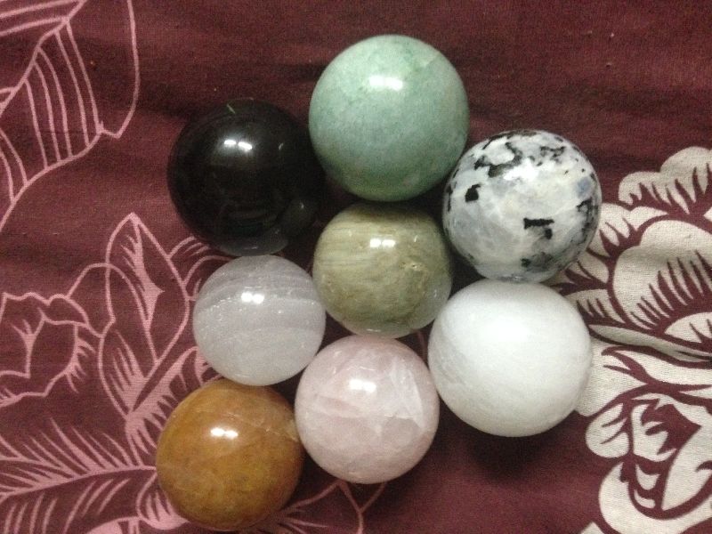 Round Gemstone Multicolor Ball, for Decoration, Pattern : Plain