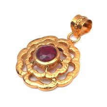 Natural brass pendant, Gender : Women's