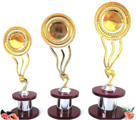 Aluminium Cricket Sports Trophy, Color : Golden (Gold Plated)