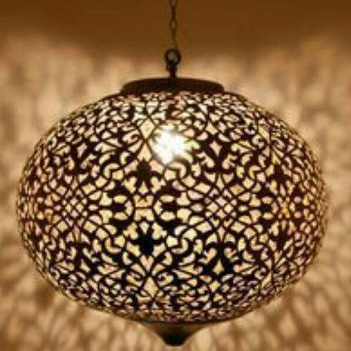 Iron Hanging Lantern, Feature : Attractive Design, Durable, Fine Finished