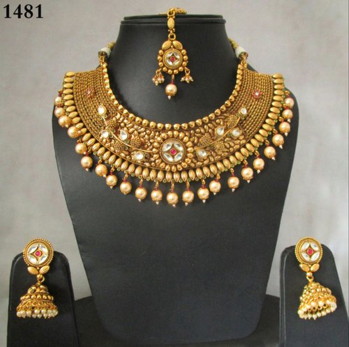 Traditional Imitation Necklace, Color : Golden