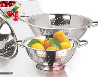 Polished Steel Deep Colander, for Home, Hotel, Feature : Fast Cooking