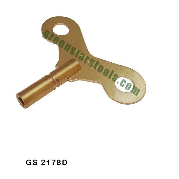 CLOCK KEY WINDER LARGE WING BRASS