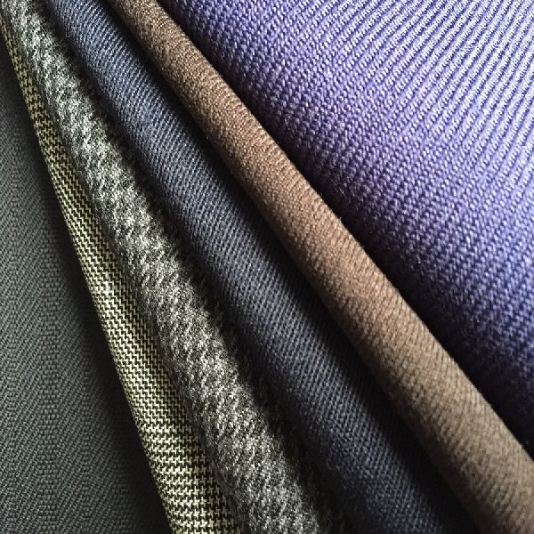 Checked Polyester Viscose Fancy Suiting Fabric, Technics : Machine Made