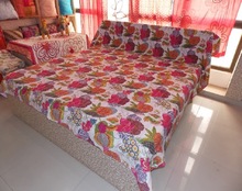 Priva International handmade cotton quilt, Size : 90 x 108 inches (approx), 90 x 108 Inches (approx)