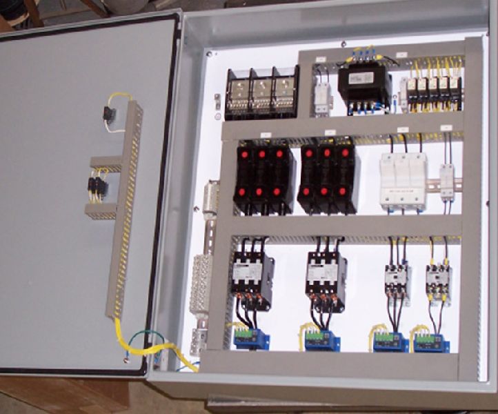 Automatic Power Distribution Control Panel, for Industrial Use, Feature : Electrical Porcelain, Four Times Stronger