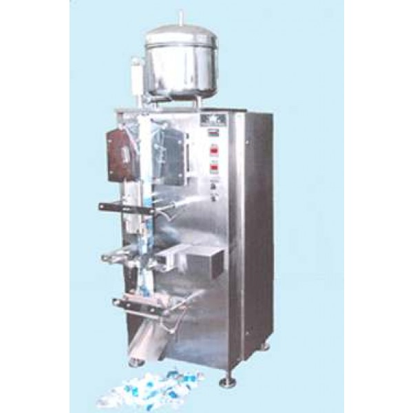 Water packaging machine