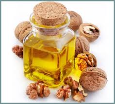 Walnut oil, for Pharma, Packaging Size : 5L to 50L