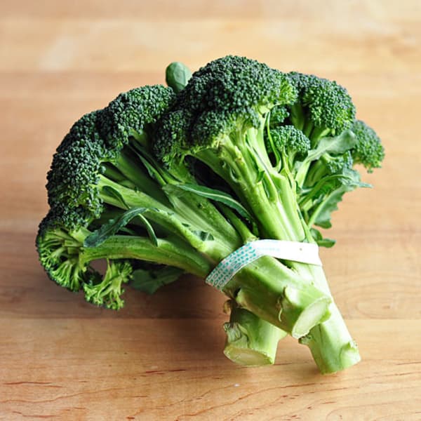 Fresh Broccoli, for Cooking, Color : Green