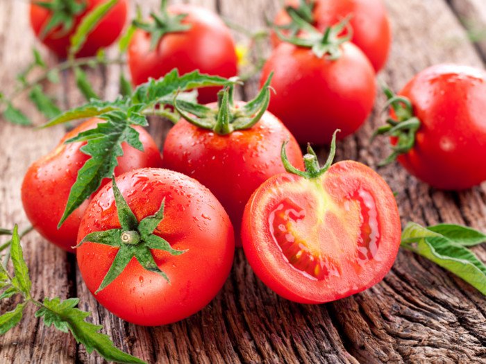 Organic Natural Tomato, Color : Red