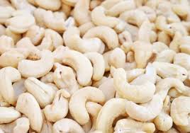 Organic Cashew Nuts, for Food, Sweets, Packaging Type : Sachet Bag