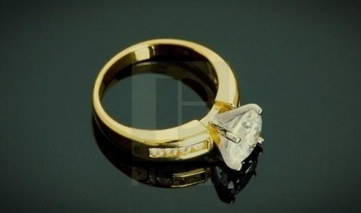 Gold Diamond Jewelry, Gender : Men, Female