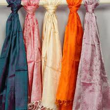 Plain Ladies Stoles, Technics : Attractive Pattern, Embroidered, Handloom, Washed, Yarn Dyed