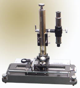 Travelling Microscope