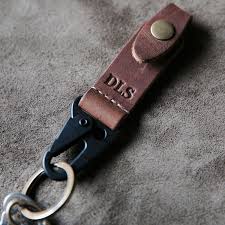 Non Polsihed Plain Leather Key Chain, Feature : Attractive Designs, Durable, Fine Finish, Rust Proof