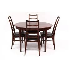 Rosewood Dining Table, for Cafe, Garden, Home, Hotel, Restaurant, Feature : Eco-Friendly, Shiney
