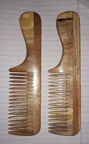 Wooden Comb, for Home, Salon, Feature : 100% Genuine, Durable, Easy To Use, Light Weight, Safety