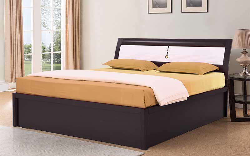 King Size Bed Finishing Polished At, King Size Bed Cost