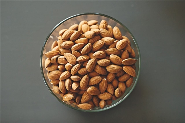 Caramel Almond Nuts