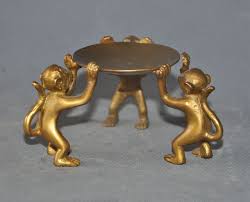 Plain Brass Monkey Candle Stand, Size : 6inch, 8inch