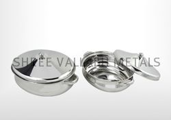 Polished Stainless Steel Dish, Feature : Fine Finished, Light Weight, Non Breakable, Washable
