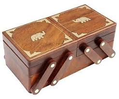 Non Polished Hemlock Wooden Elephant Jewellery Box, for Keeping Jewelry, Feature : Good Quality Stylish