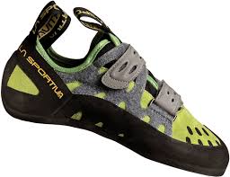 Leather climbing shoe, Feature : Attractive Design, Comfortable, Complete Finishing, Durable, Light Weight