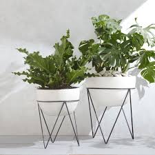 Brass Planter Stand, for Decoration Purpose, Feature : Attractive, Durable, Easy To Use, Light Weight
