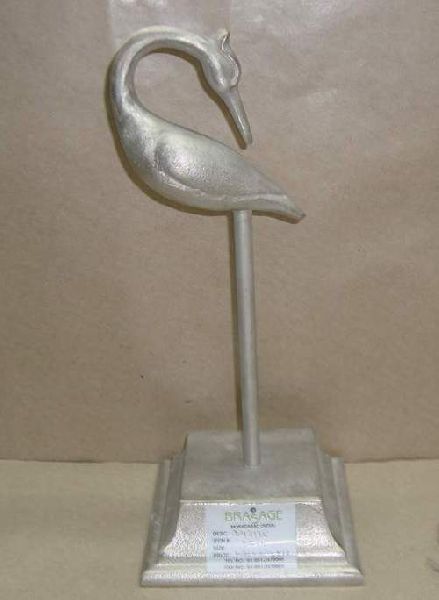 Polished Aluminium Casted Duck Statues, for Home, Office, Shop, Style : Antique