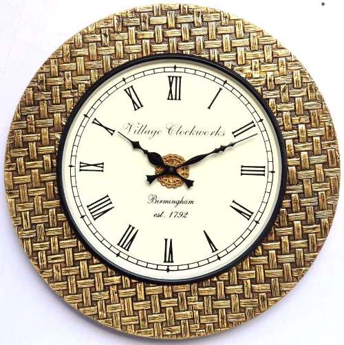 wall clock with sack design
