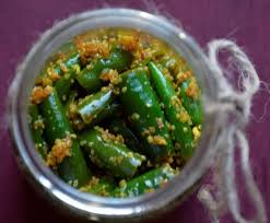 Chilly Pickle, for Home, Restaurants, Taste : Spicy
