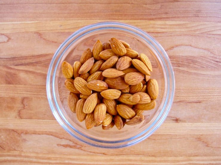 Whole Almonds, for Milk, Sweets, Feature : Air Tight Packaging, Good Taste