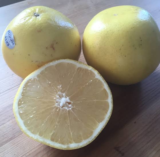 Fresh grapefruit, Packaging Size : 25-50 Kg
