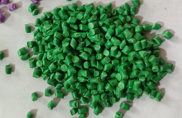 Oval Milky Green PP Plastic Granules, for Injection Molding