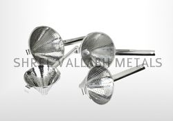 Polished Stainless Steel Conical Strainer, Color : Silver