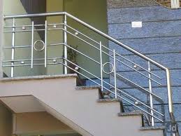 Non Polished Stainless Steel Railing, for Staircase Use, Feature : Attractive Designs, Easy To Fit