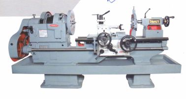 Heavy Duty Lathe Machine