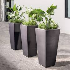 Non Polished Aluminum Planters, for Decoration, Outdoor Use Indoor Use, Portable Style : Standing, Wall Hanging