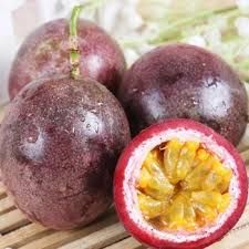 Fresh Passion Fruits